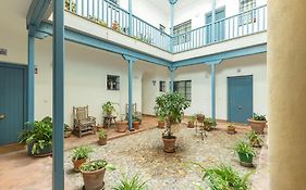 Imperial Central Suite By Valcambre