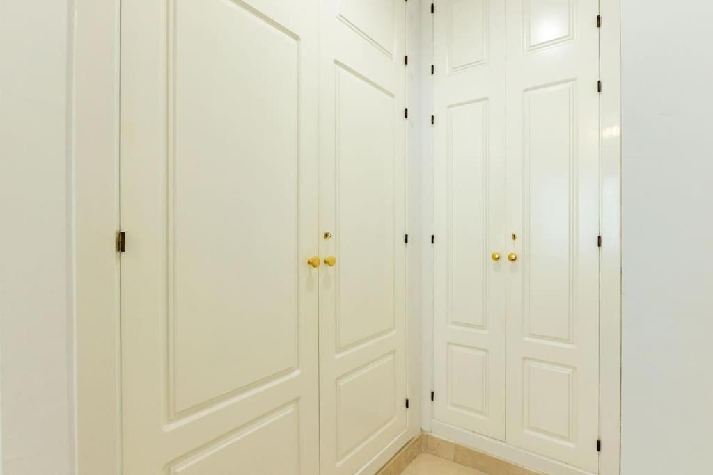 Imperial Central Suite By Valcambre Sevilla Exterior foto