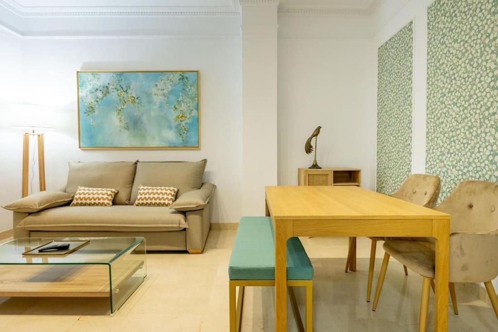Imperial Central Suite By Valcambre Sevilla Exterior foto