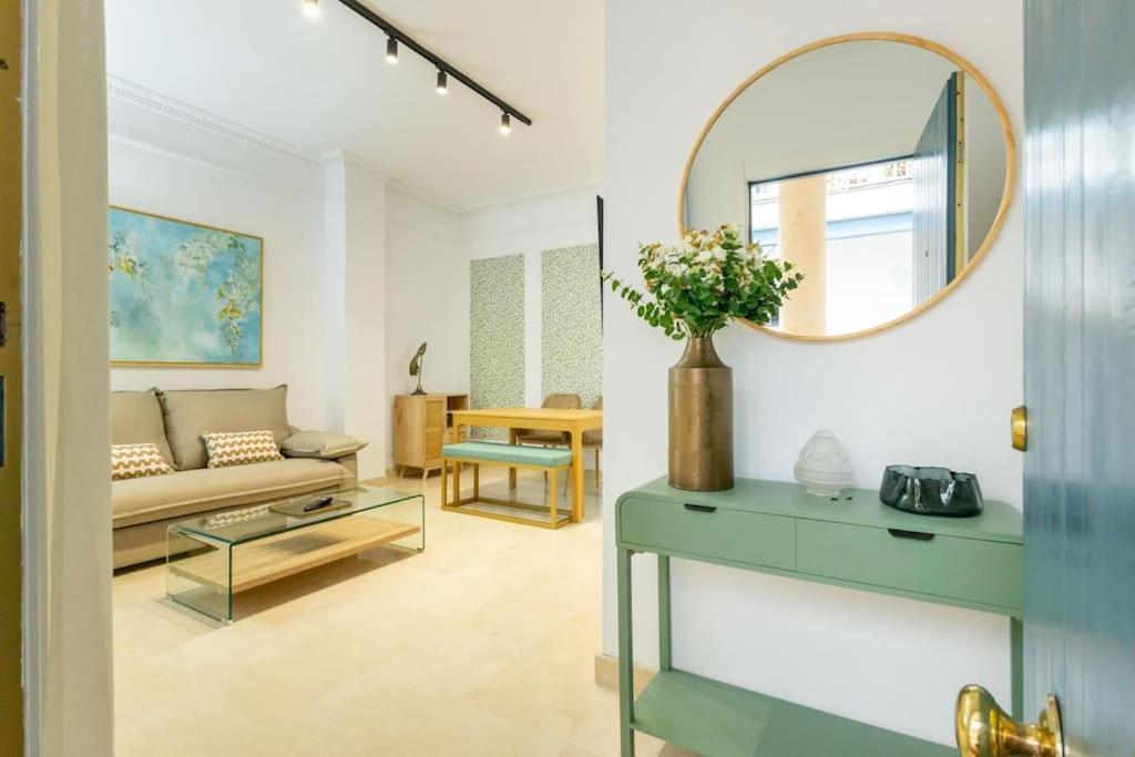 Imperial Central Suite By Valcambre Sevilla Exterior foto